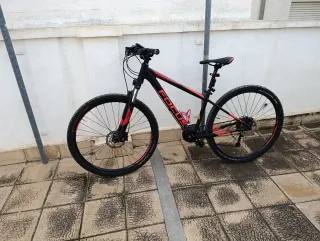 Bicicleta Focus 29 perfecto estado