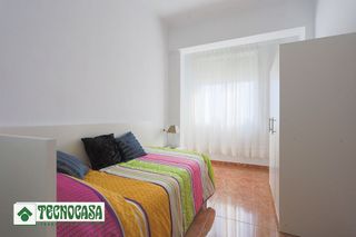 Piso en alquiler en Adra