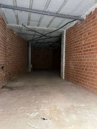 Local comercial en alquiler en Albolote