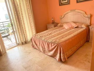 Piso en alquiler en Puerto Banús en Marbella