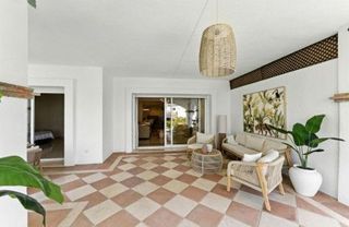 Piso en alquiler en Nagüeles Alto en Marbella