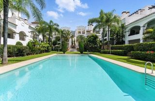 Piso en alquiler en Nagüeles Alto en Marbella