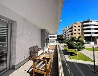 Piso en alquiler en Los Naranjos - Las Brisas en Marbella