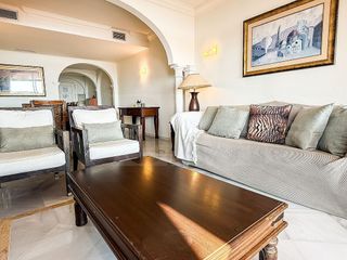 Piso en alquiler en Los Naranjos - Las Brisas en Marbella