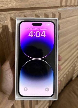 iPhone 14 Pro Max Morado