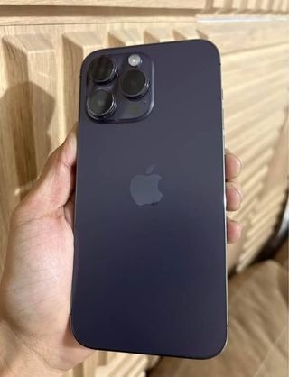 iPhone 14 Pro Max Morado