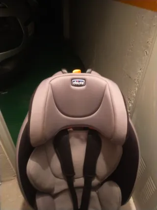 Seggiolino auto Chicco senza Isofix