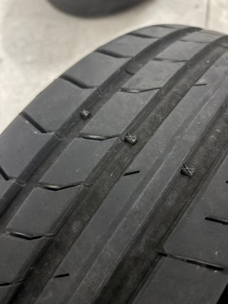 Neumático Continental 225/40 R 18 Y XL