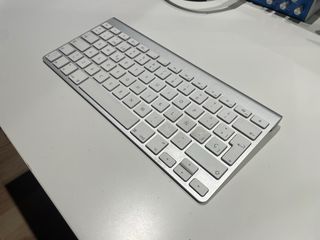 Teclado Apple Inalámbrico original