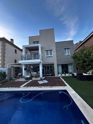 Chalet en venta en Loja