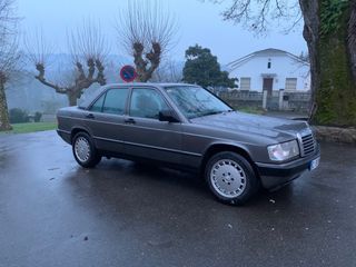Mercedes-Benz 190 D 2.5 (W201) 1985