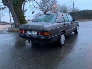 Mercedes-Benz 190 D 2.5 (W201) 1985