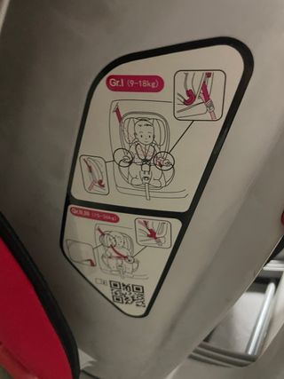 Seggiolino auto Chicco rosso