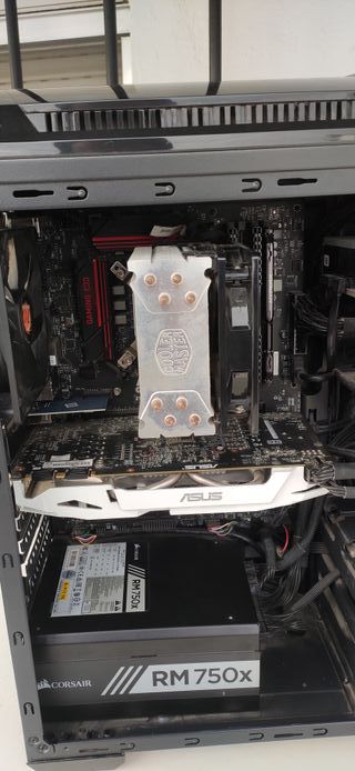 PC Gaming Sobremesa Negro Buen Estado