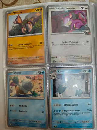 Carte Pokemon+raccoglitore+codici+adesivi+gadget