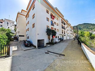 Piso en venta en Tolox