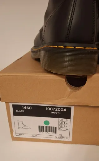 Dr Martens Pelle Liscia Nera
