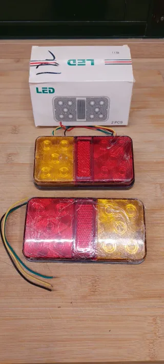 Luces LED sumergibles para remolque nautico.