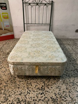 Canapé juvenil tela y metal