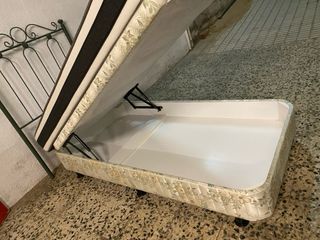 Canapé juvenil tela y metal