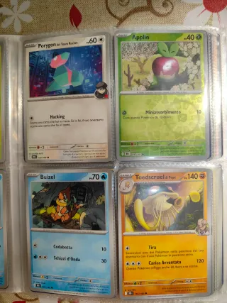 Carte Pokemon+raccoglitore+adesivi+codici+Gadget
