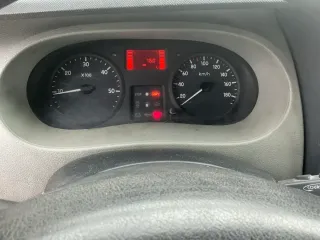 Renault mascott 2006