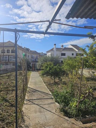 Terreno en venta en Los Pacos en Fuengirola