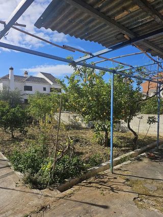 Terreno en venta en Los Pacos en Fuengirola