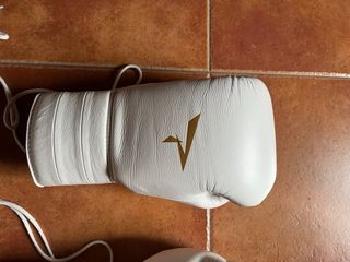 Guantes Boxeo Phenom SGH-300 Blancos.