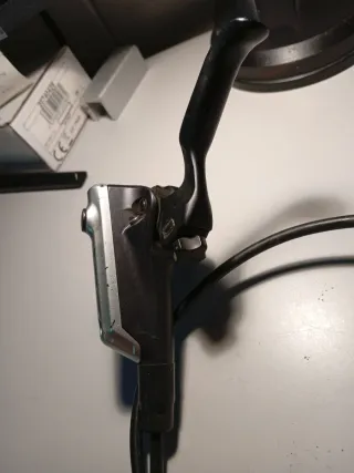 Freno delantero Shimano SLX M675