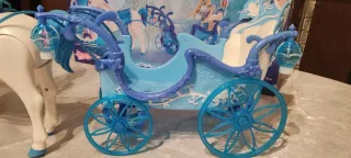 Carroza de Muñeca con Caballo