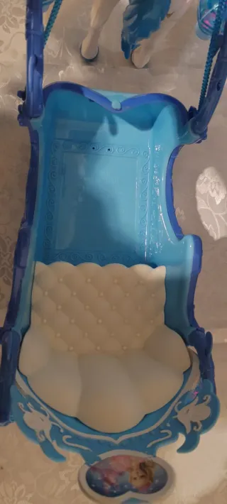 Carroza de Muñeca con Caballo