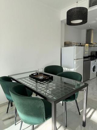 Piso en alquiler en Los Naranjos - Las Brisas en Marbella