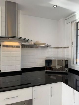 Piso en alquiler en Los Naranjos - Las Brisas en Marbella