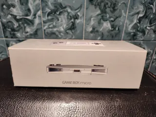 Nintendo Game Boy Micro Plata