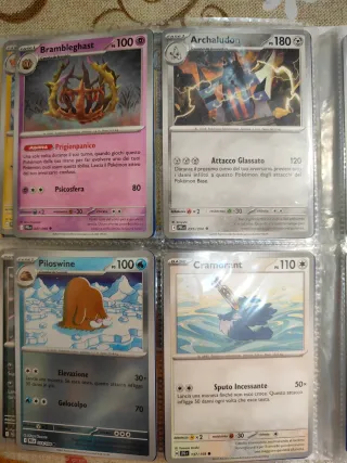 Carte Pokemon+raccoglitore+adesivi+codici+gadget