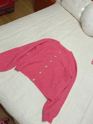 Cárdigan rosa de punto