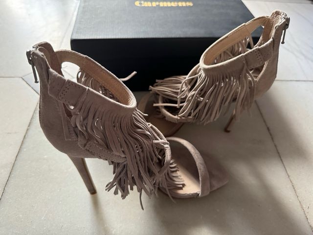 Sandalias Carmens Piel Beige Sin Usar