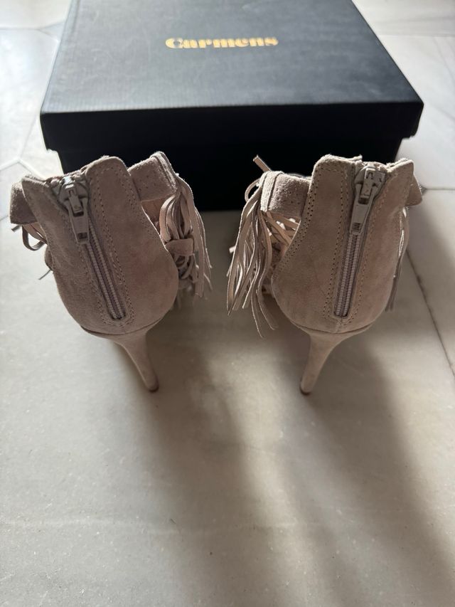 Sandalias Carmens Piel Beige Sin Usar