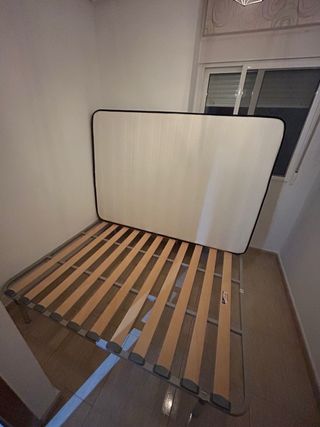 Somier de láminas 135x190 con 4 patas