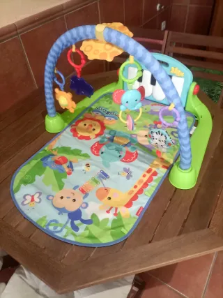 Manta de juegos Fisher Price Piano