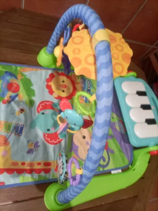 Manta de juegos Fisher Price Piano