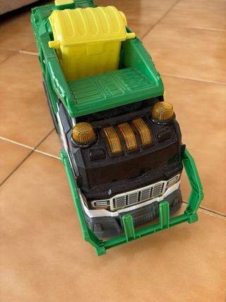 Camión de basura de juguete