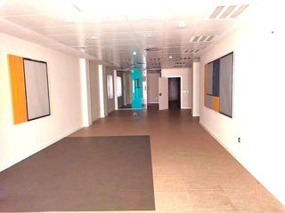 Local comercial en venta en Arenal - La Pólvora en Dos Hermanas