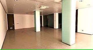 Local comercial en venta en Arenal - La Pólvora en Dos Hermanas