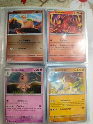 Carte Pokemon+raccoglitore+adesivi+codici+gadget