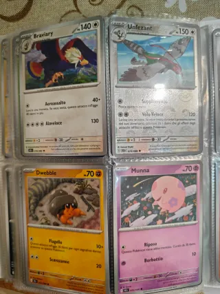 Carte Pokemon+raccoglitore+adesivi+codici+gadget