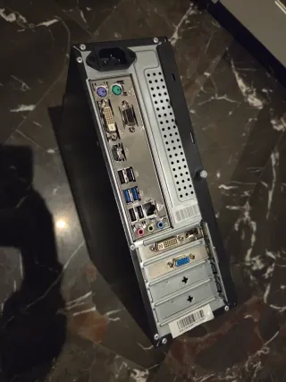 Torre PC  i3 7100  16GB DDR4 SSD 480gb