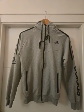 Sudadera Adidas Gris con Capucha. Talla 18 de niño