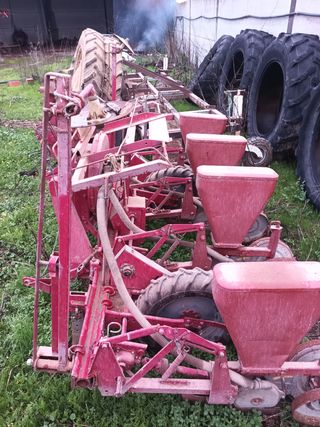 Sembradora maíz/ o pipas girasol.